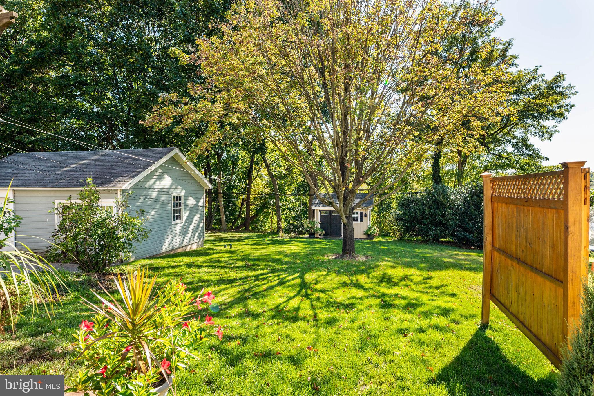 444 St Davids Avenue Wayne, PA 19087 - Photo 27 of 28 a view of a backyard
