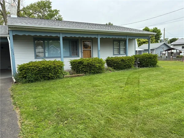 $1,250 | 1254 Charles Street, Southport, NY 14904