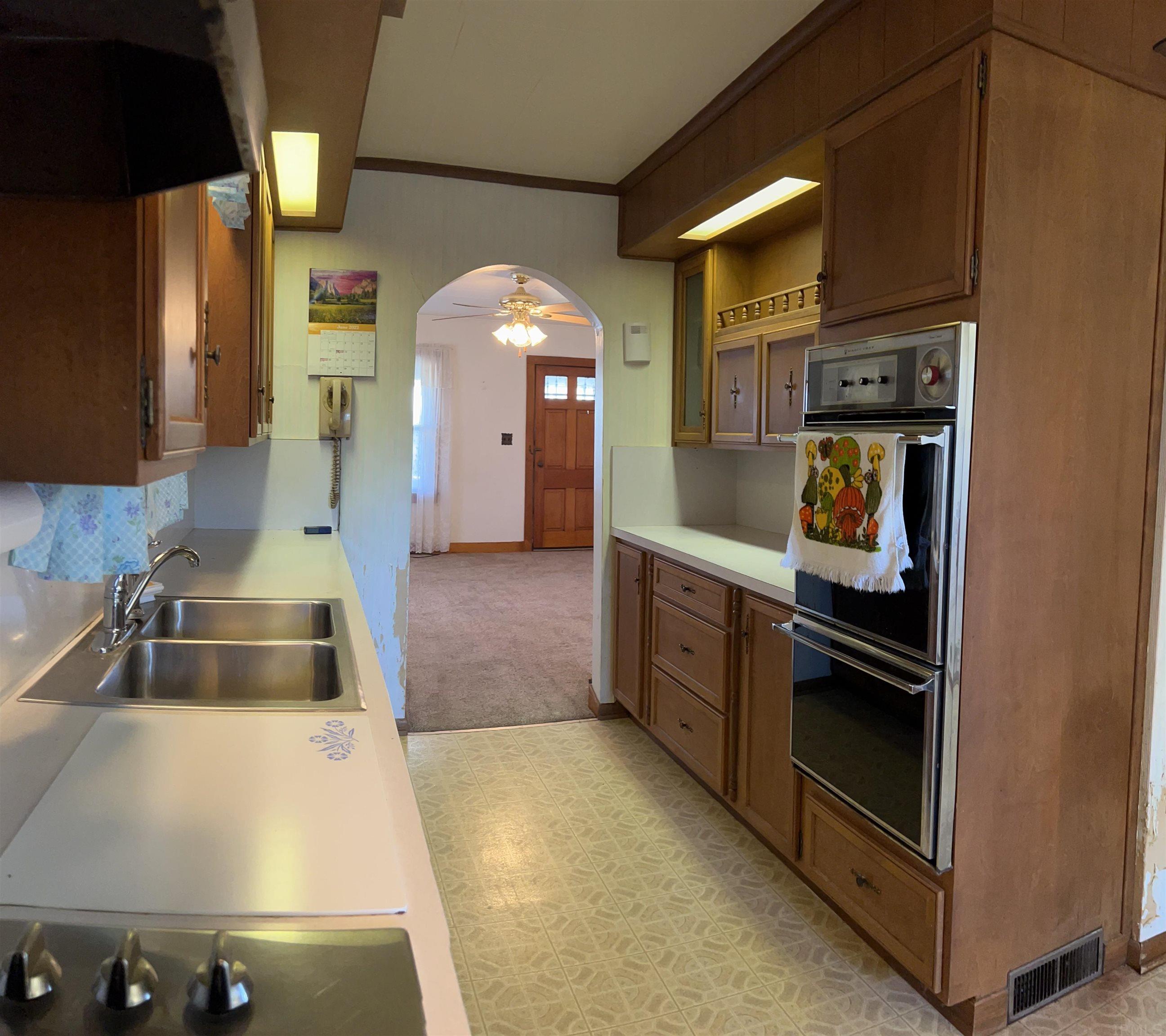 1129 North Crescent Road Bloomington, IN 47404 - Photo 11 of 20 Gallery Image 11
