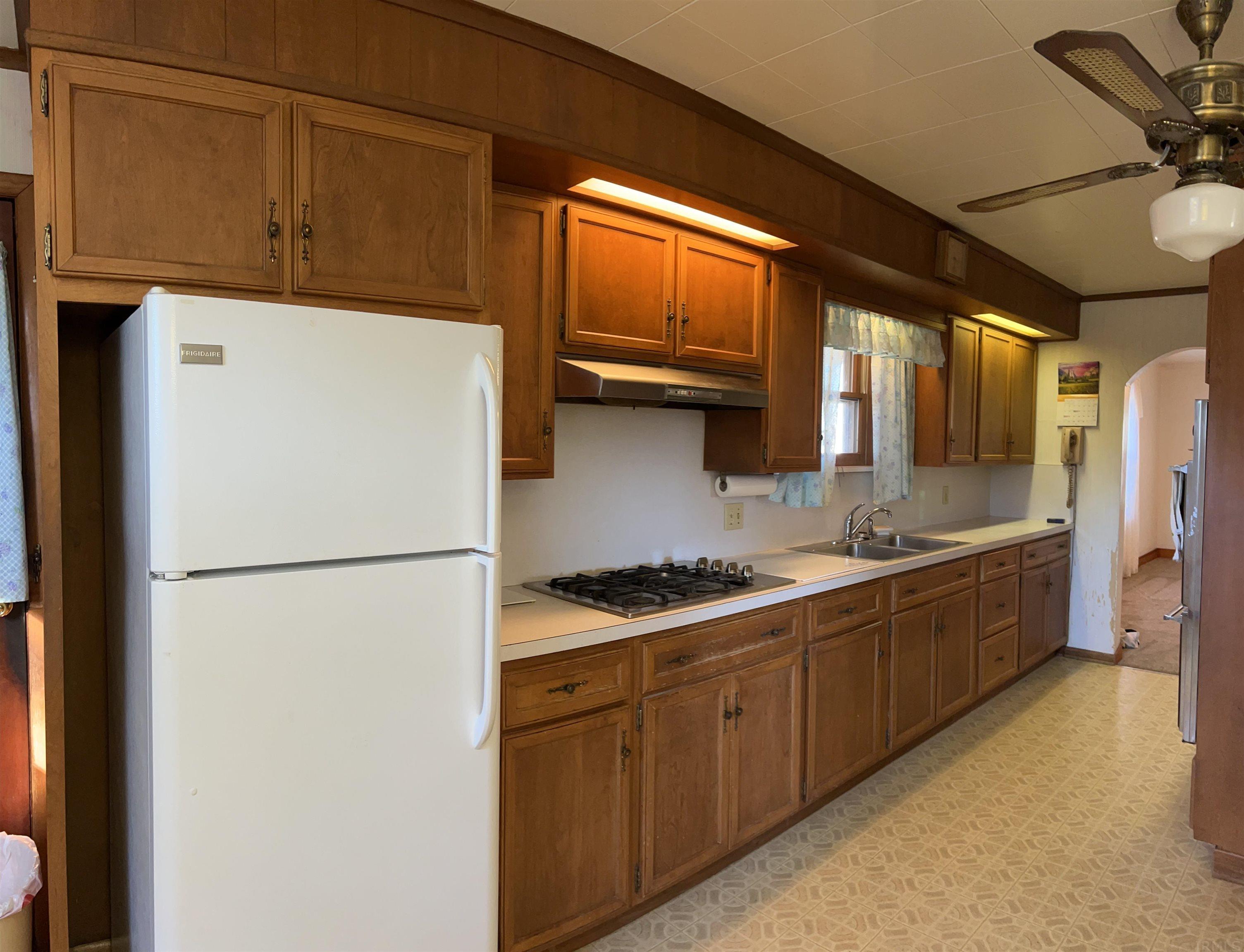 1129 North Crescent Road Bloomington, IN 47404 - Photo 10 of 20 Gallery Image 10