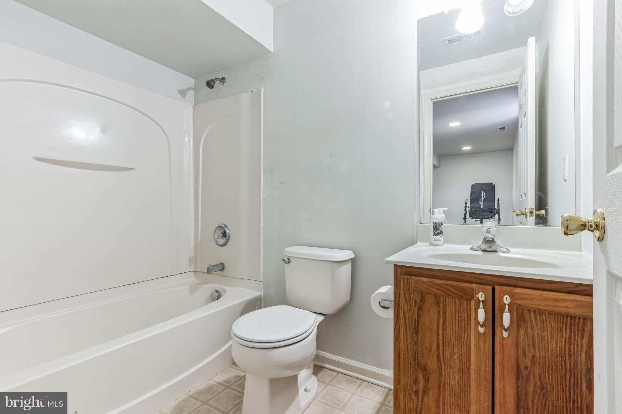 226 Pheasant Run Road Mays Landing, NJ 08330 - Photo 18 of 39 Gallery Image 18