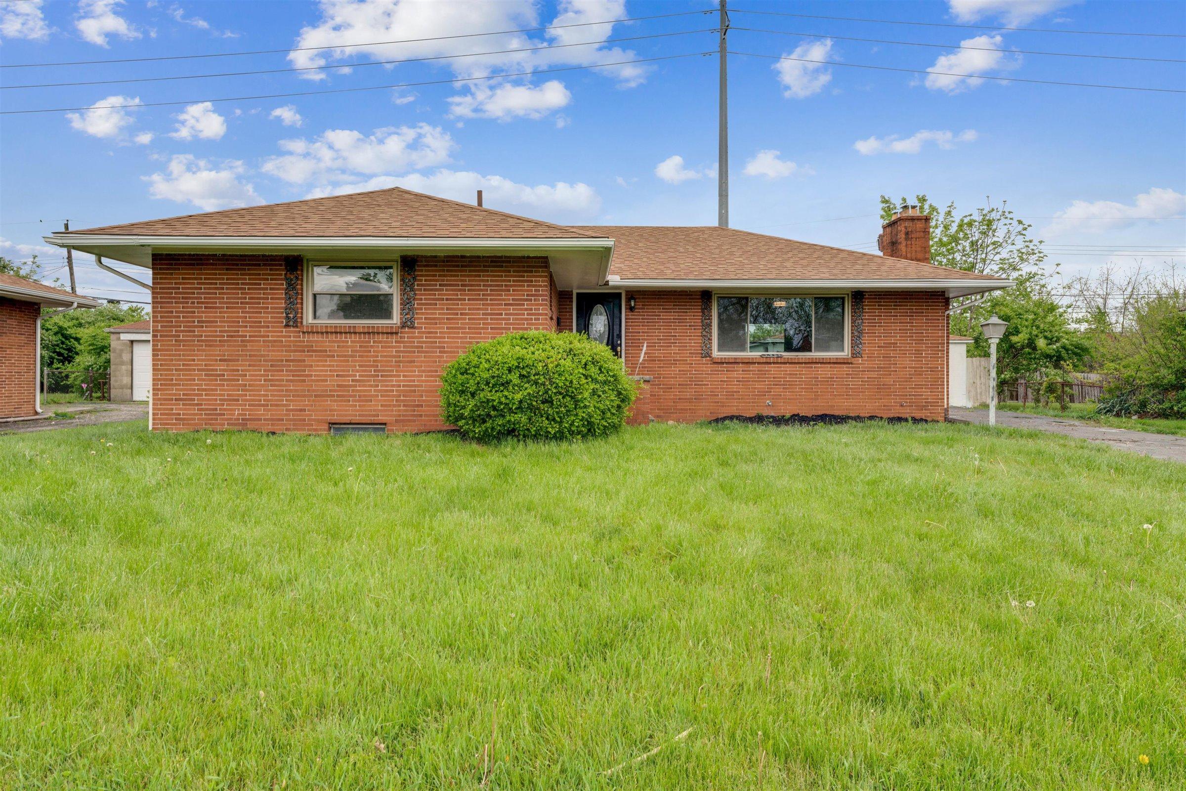 1782 Bostwick Road Columbus, OH 43227 - Photo 1 of 31 Gallery Image 1
