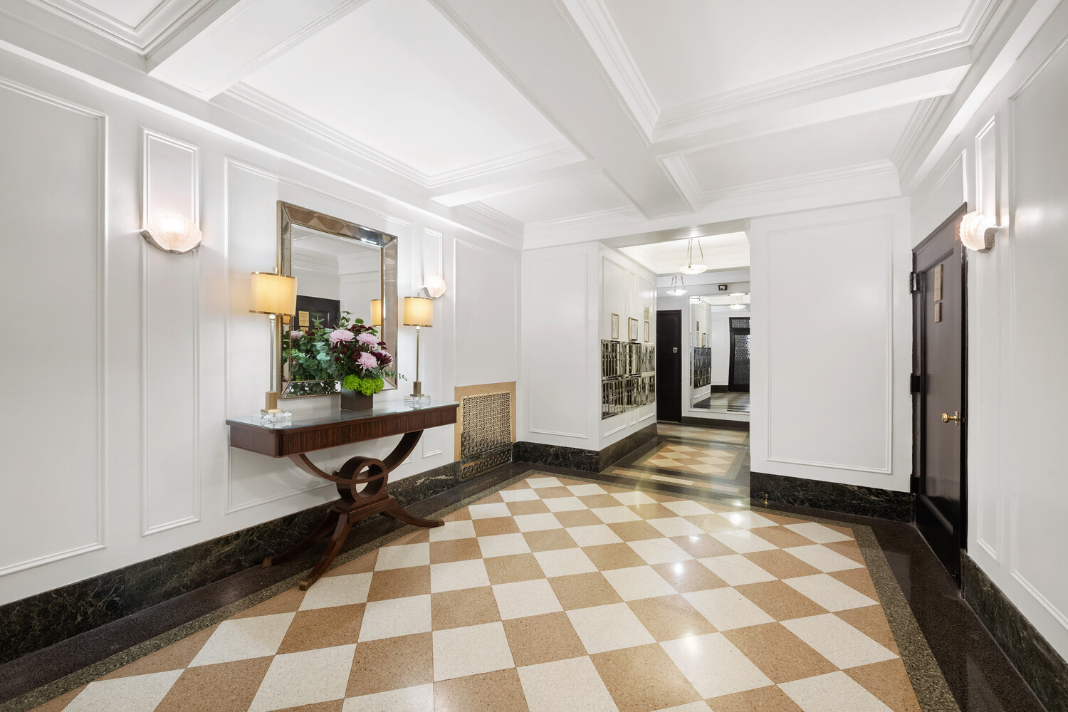 7 East 85th Street, Unit 8B Manhattan, NY 10028 - Photo 7 of 9