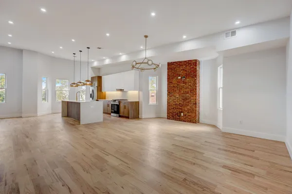 $5,000 | 45 Booraem Avenue, Unit 3, Jersey City, NJ 07307