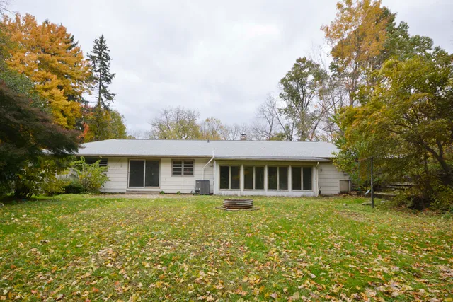 $265,000 | 11660 East De Avenue, Richland, MI 49083