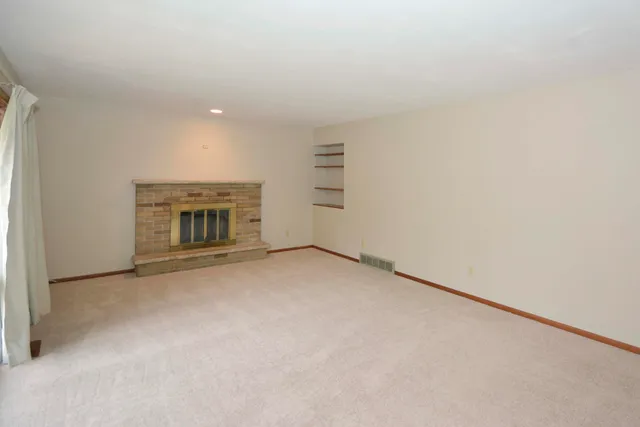 $265,000 | 11660 East De Avenue, Richland, MI 49083