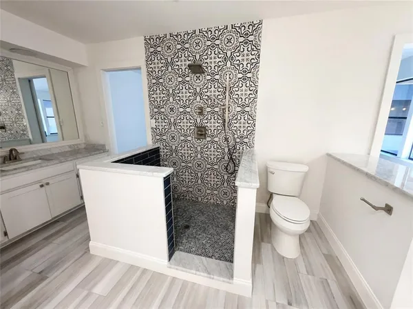 $450,000 | 401 Kenshire Drive, Benbrook, TX 76126