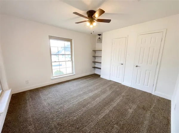 $450,000 | 401 Kenshire Drive, Benbrook, TX 76126