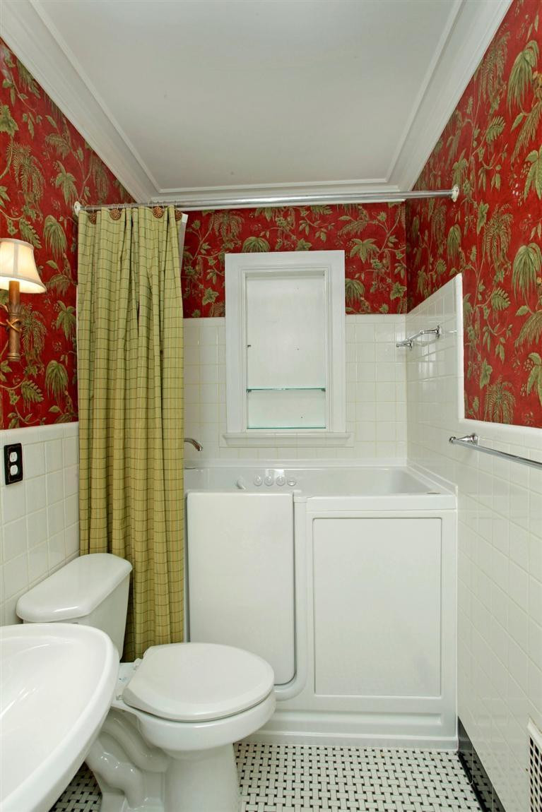135 Chenault Road Lexington, KY 40502 - Photo 17 of 26 Photo 17