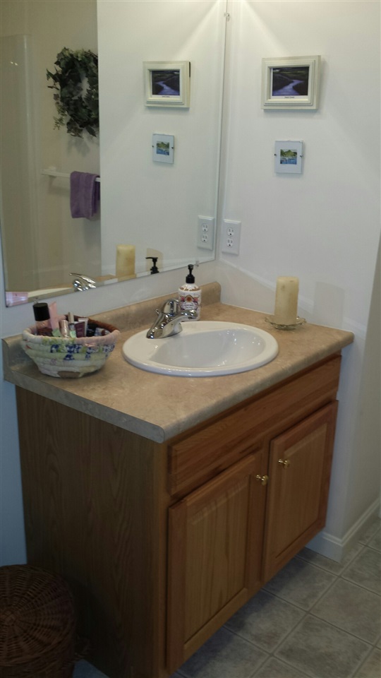 24 Brookview Road Windham, NH 03087 - Photo 11 of 14
