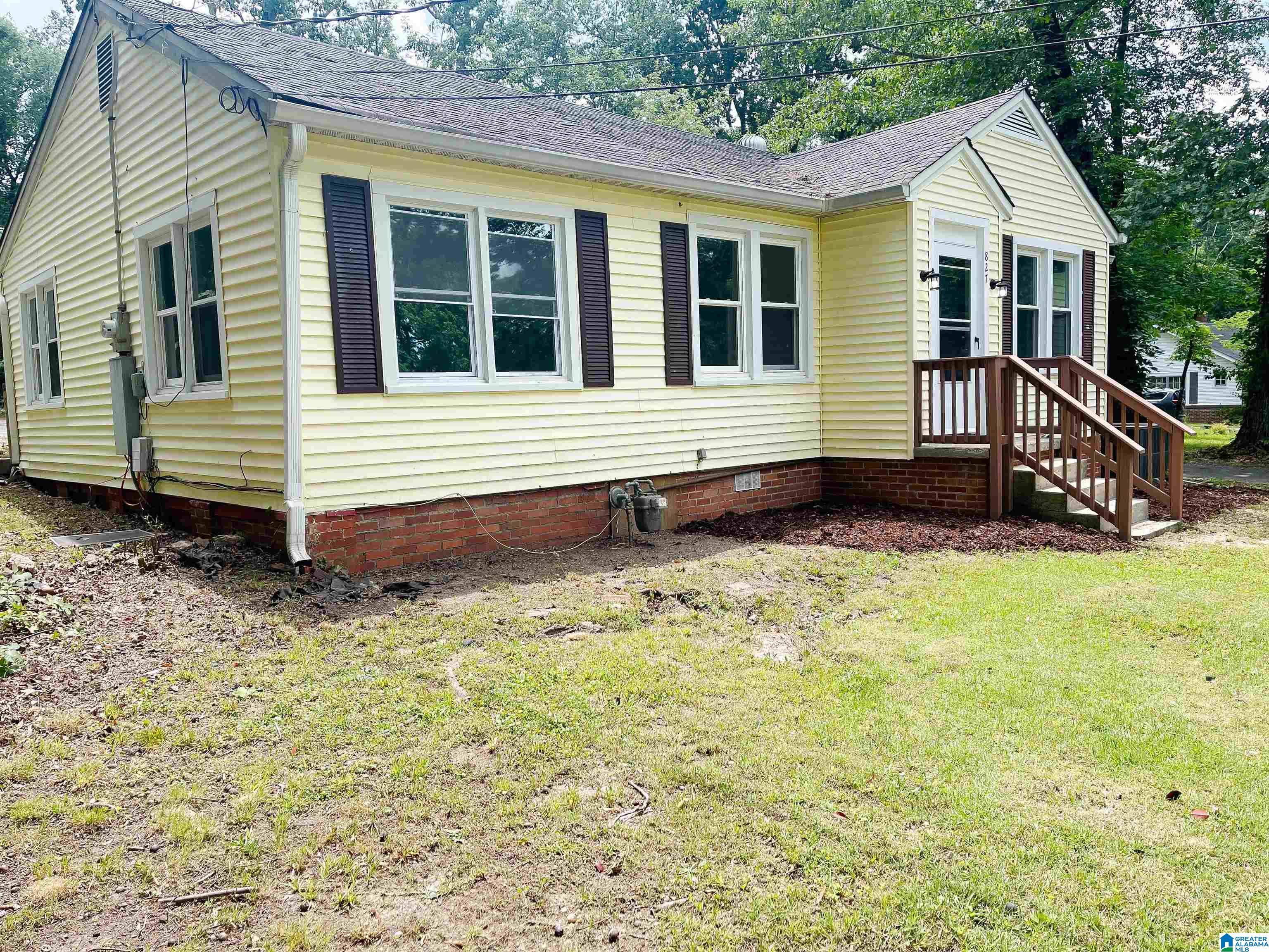 827 Hillcrest Road Birmingham, AL 35235 - Photo 3 of 16