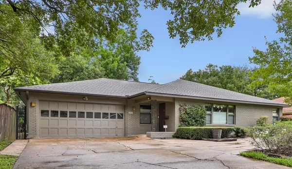 $414,900 | 4842 Briarbend Drive, Houston, TX 77035