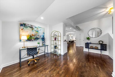 $675,000 | 5410 West Grace Street, Chicago, IL 60641