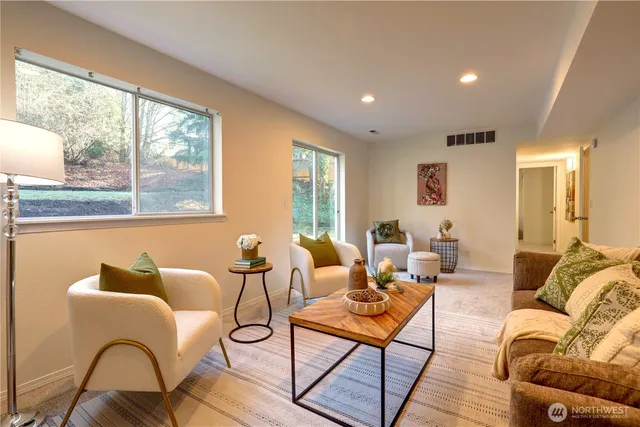 $799,950 | 20823 14th Place West, Lynnwood, WA 98036