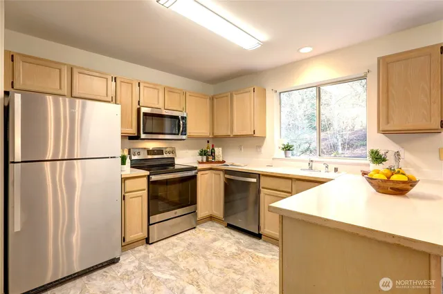 $799,950 | 20823 14th Place West, Lynnwood, WA 98036