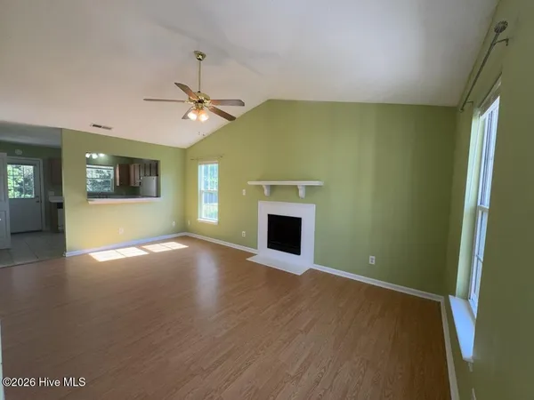 $1,125 | 1992 West Brandymill Lane, Jacksonville, NC 28546