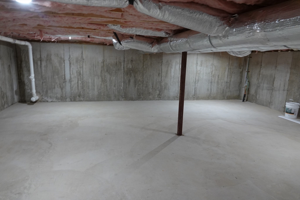 6 Pondover Road, Unit ADU Billerica, MA 01821 - Photo 16 of 20 a view of an empty room