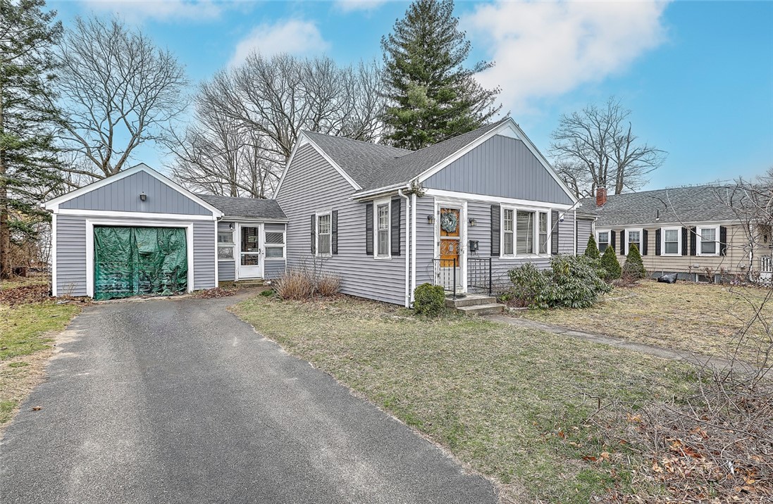16 Elkland Road Warwick, RI 02886 - Photo 1 of 6 Gallery Image 1