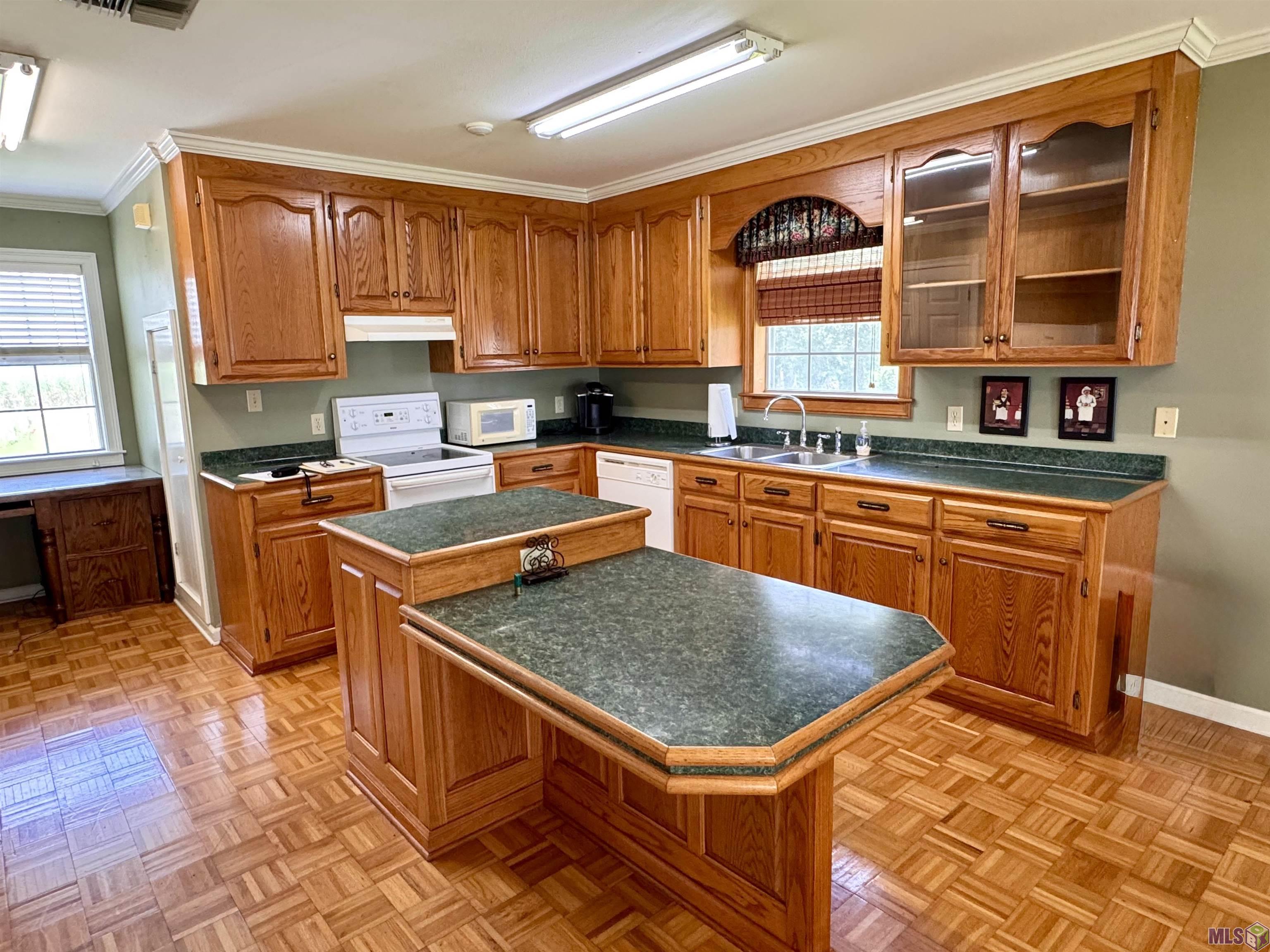 1086 Victoria Riverside Road Patterson, LA 70392 - Photo 4 of 34 Gallery Image 4