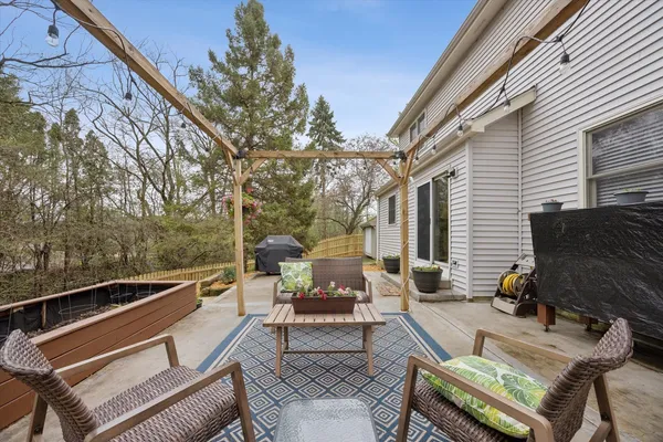 $585,000 | 395 Southampton Drive, Geneva, IL 60134