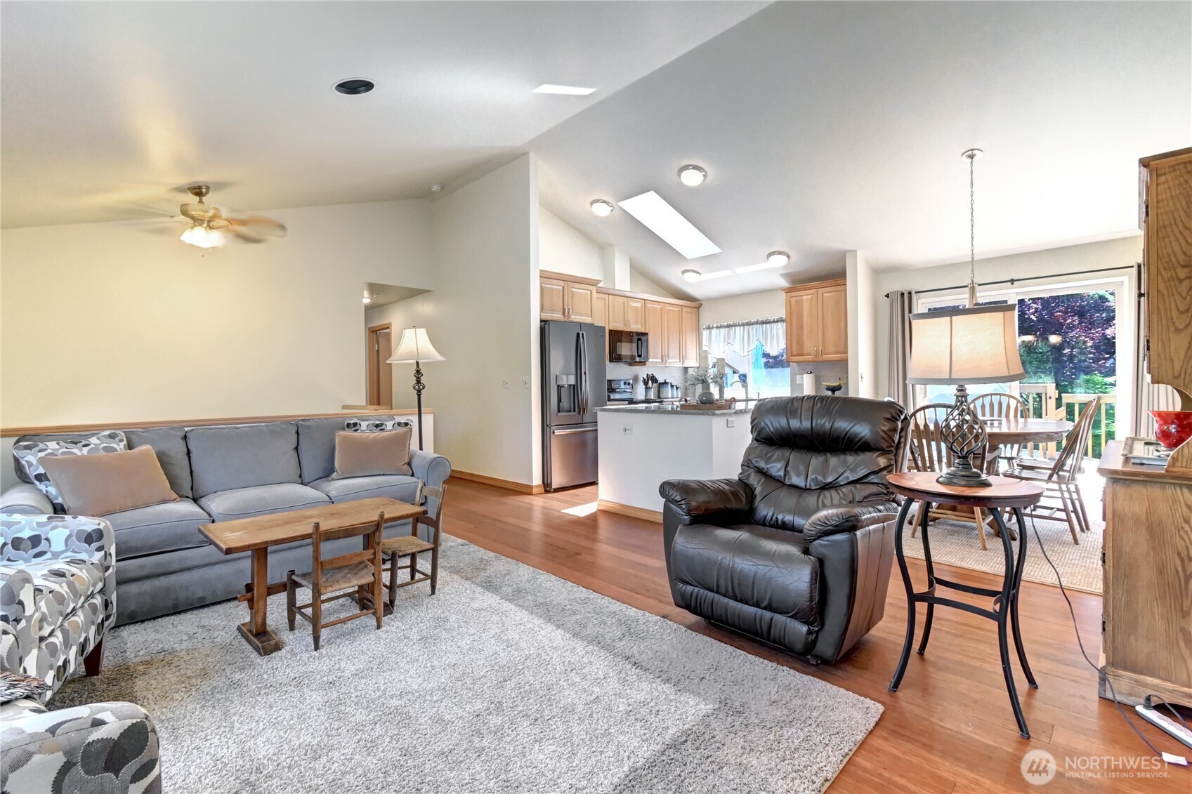 608 Harvest Road Bothell, WA 98012 - Photo 11 of 31