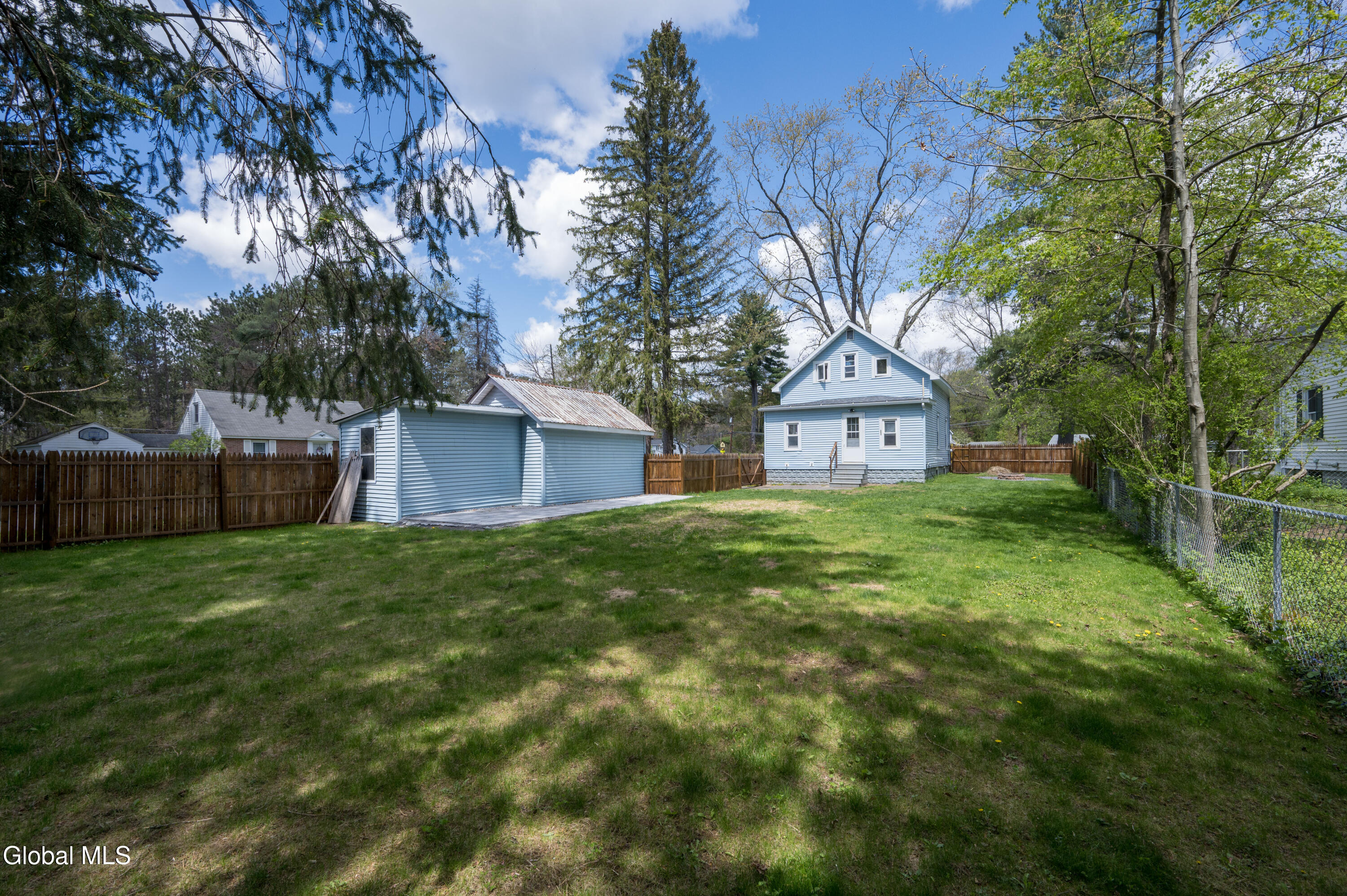 84 Pashley Road Schenectady, NY 12302 - Photo 16 of 19 IMG_2457