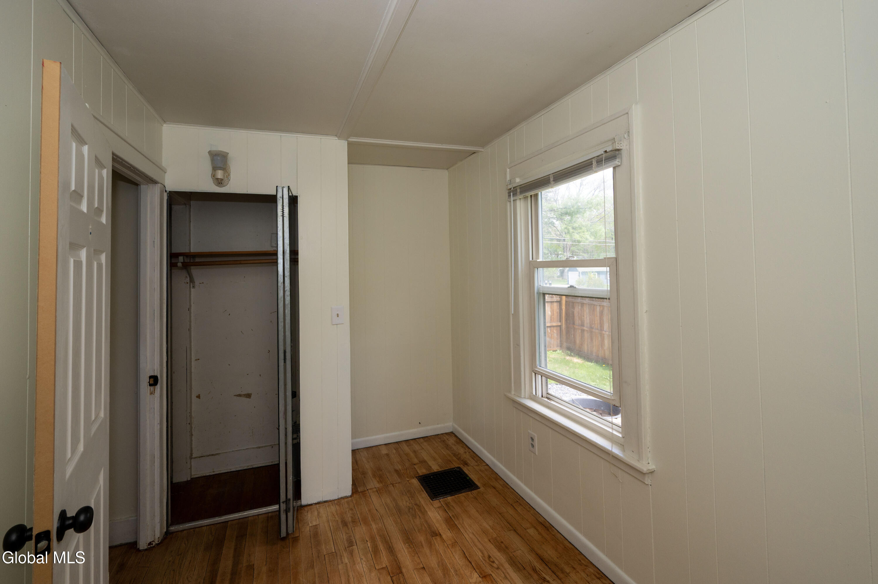 84 Pashley Road Schenectady, NY 12302 - Photo 9 of 19 IMG_2440
