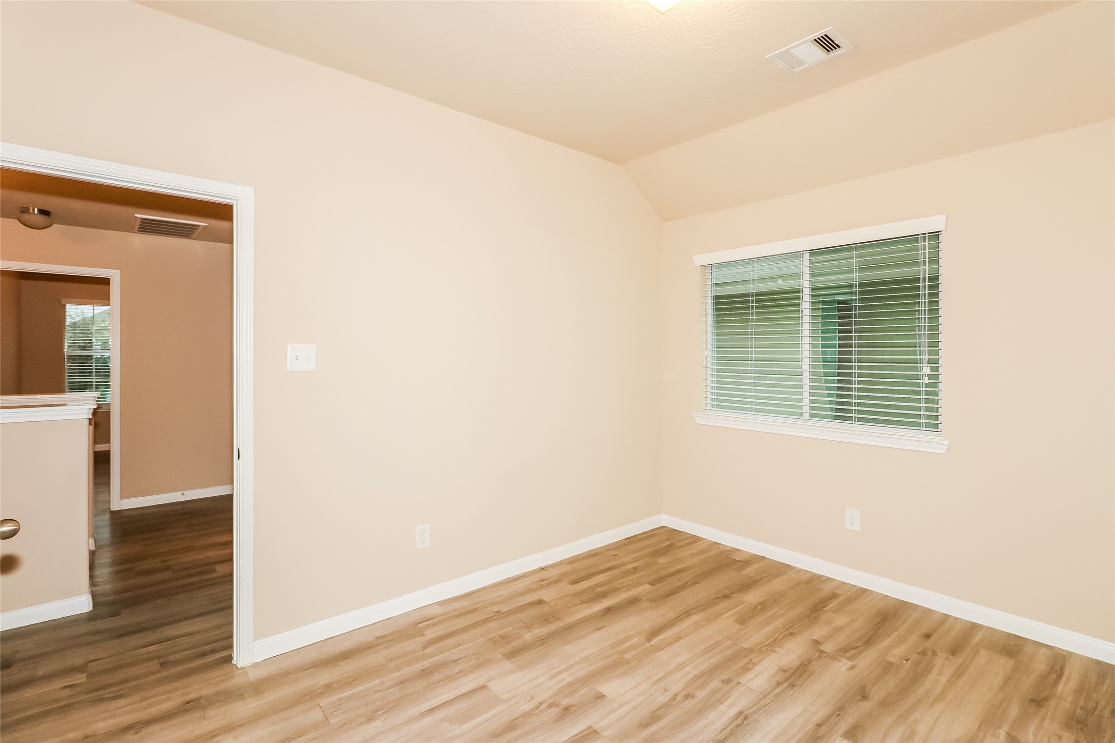 19006 Treviso Terrace Lane Katy, TX 77449 - Photo 9 of 17 a view of empty room with wooden floor and fan