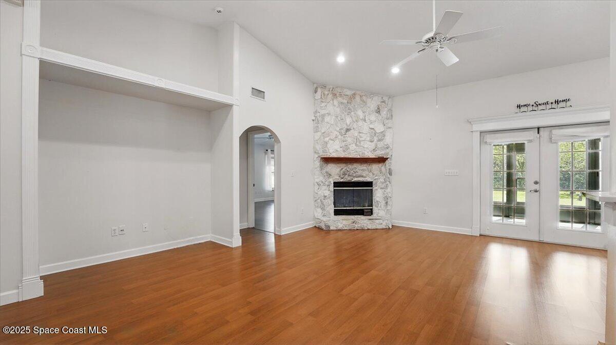 5395 Amy Way Mims, FL 32754 - Photo 17 of 60 13-Family Room