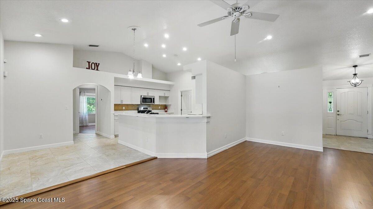 5395 Amy Way Mims, FL 32754 - Photo 18 of 60 14-Family Room