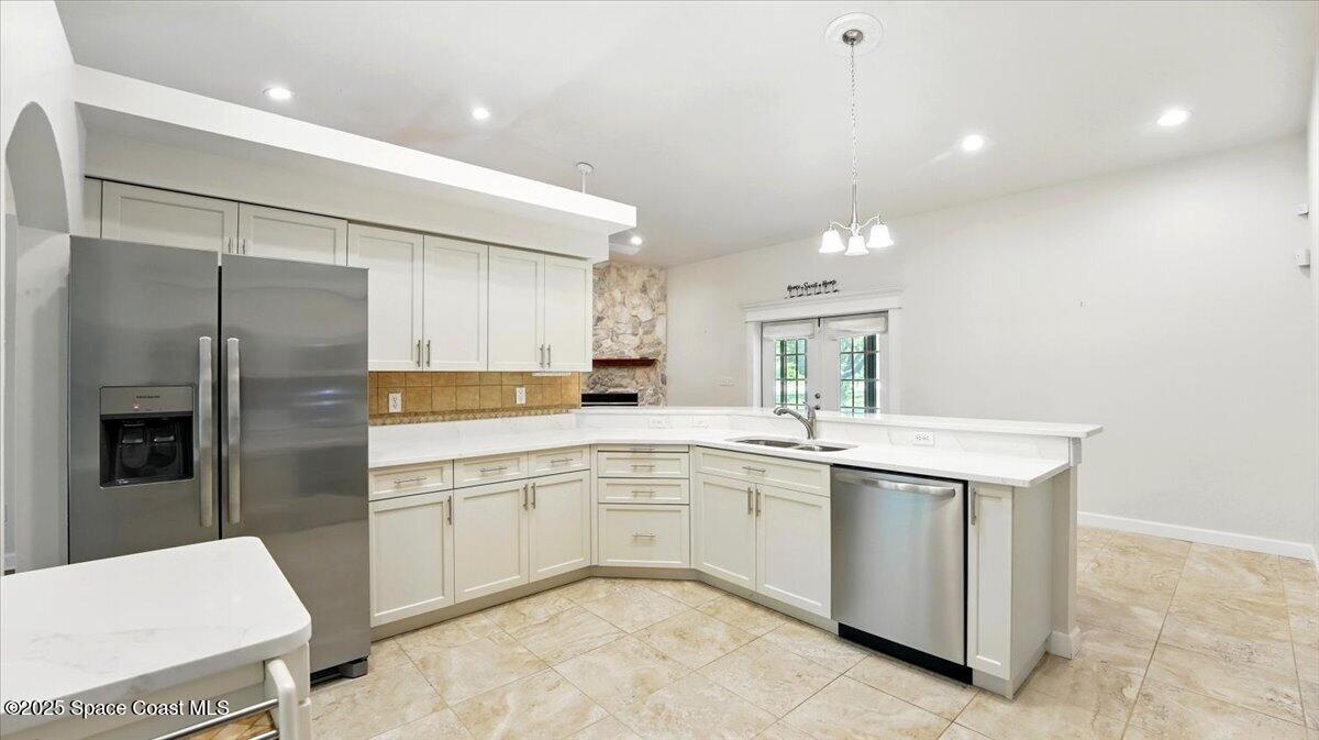 5395 Amy Way Mims, FL 32754 - Photo 22 of 60 18-Kitchen