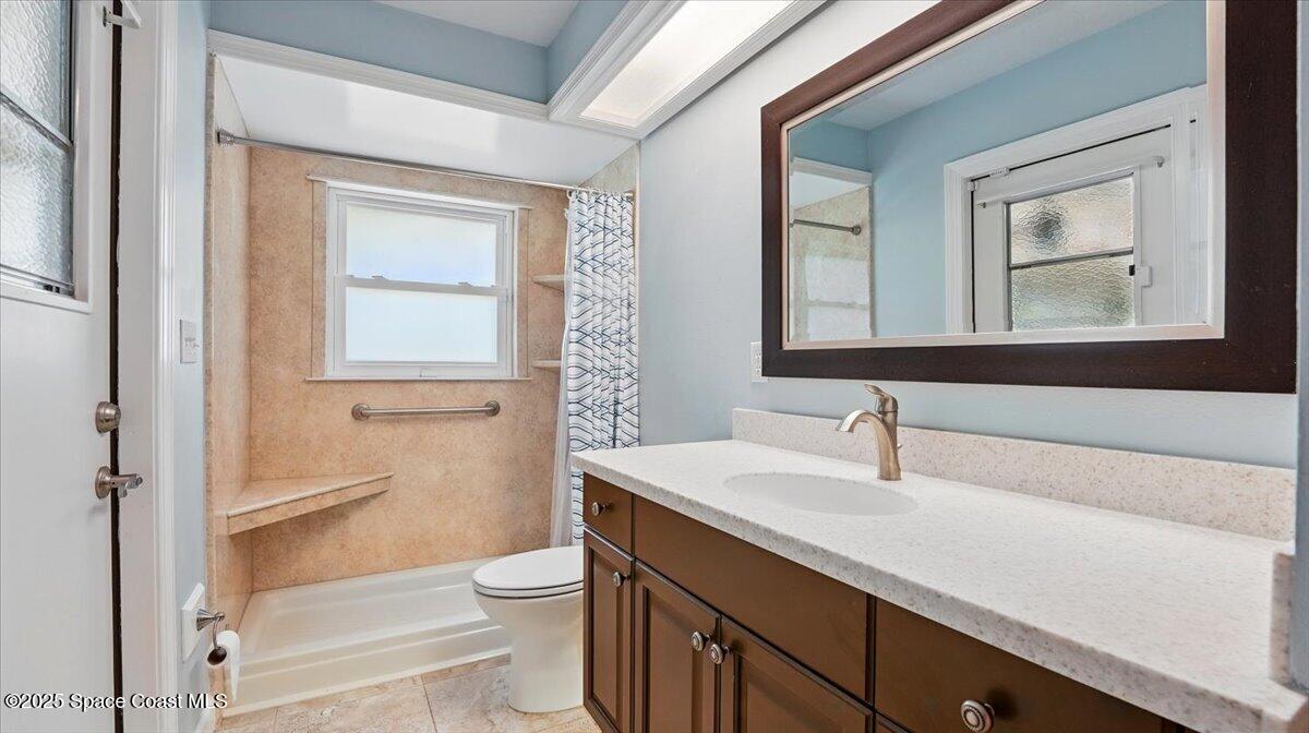 5395 Amy Way Mims, FL 32754 - Photo 33 of 60 29-Bathroom 2