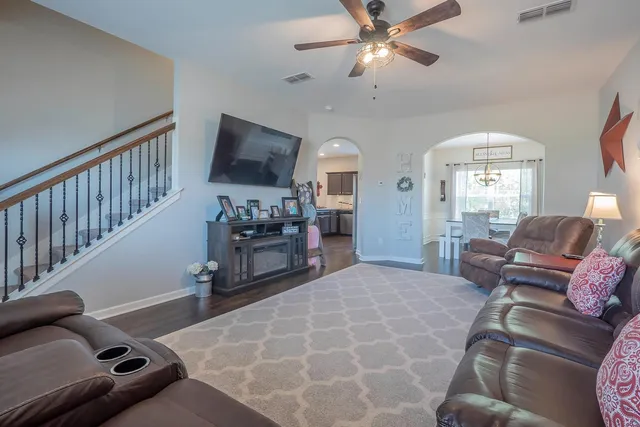 $468,300 | 1060 Solomon Lane, Spring Hill, TN 37174