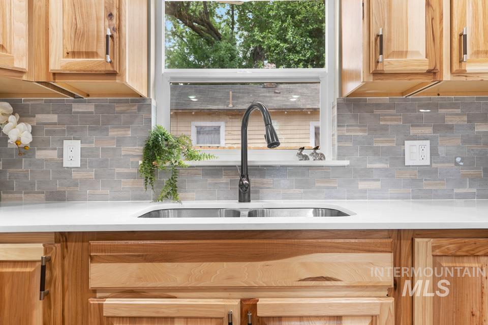 625 West 6th Street Weiser, ID 83672 - Photo 11 of 35
