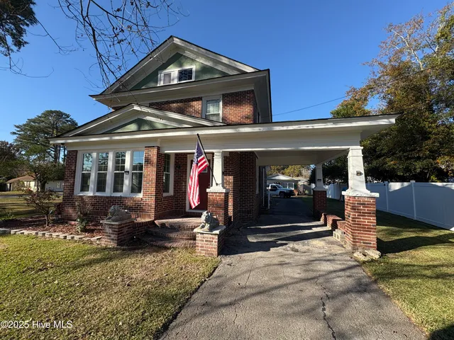 $2,200 | 1914 Trent Boulevard, New Bern, NC 28560