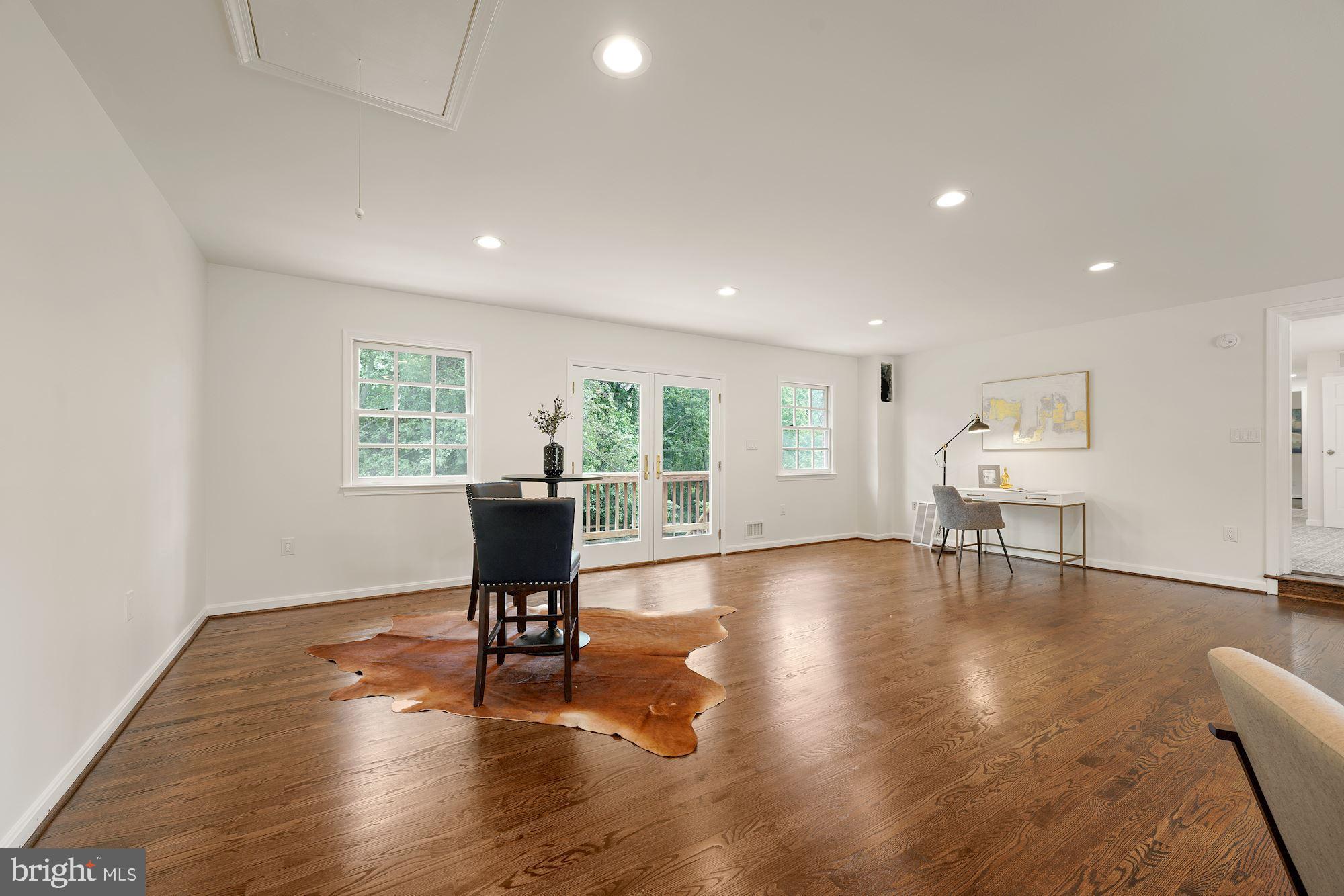 5947 Telegraph Road Alexandria, VA 22310 - Photo 21 of 57 Family Room-Pull Down Attic as well