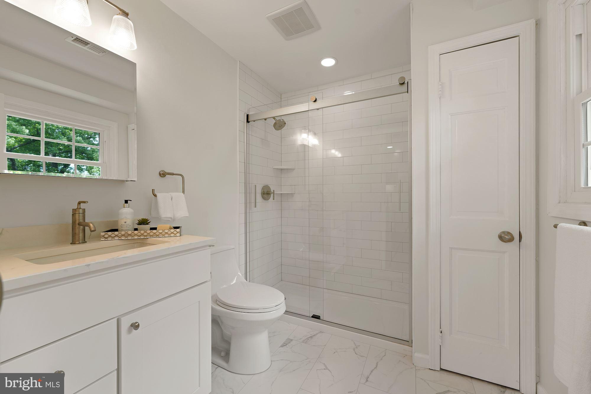 5947 Telegraph Road Alexandria, VA 22310 - Photo 27 of 57 Primary Bath-Custom Finishes