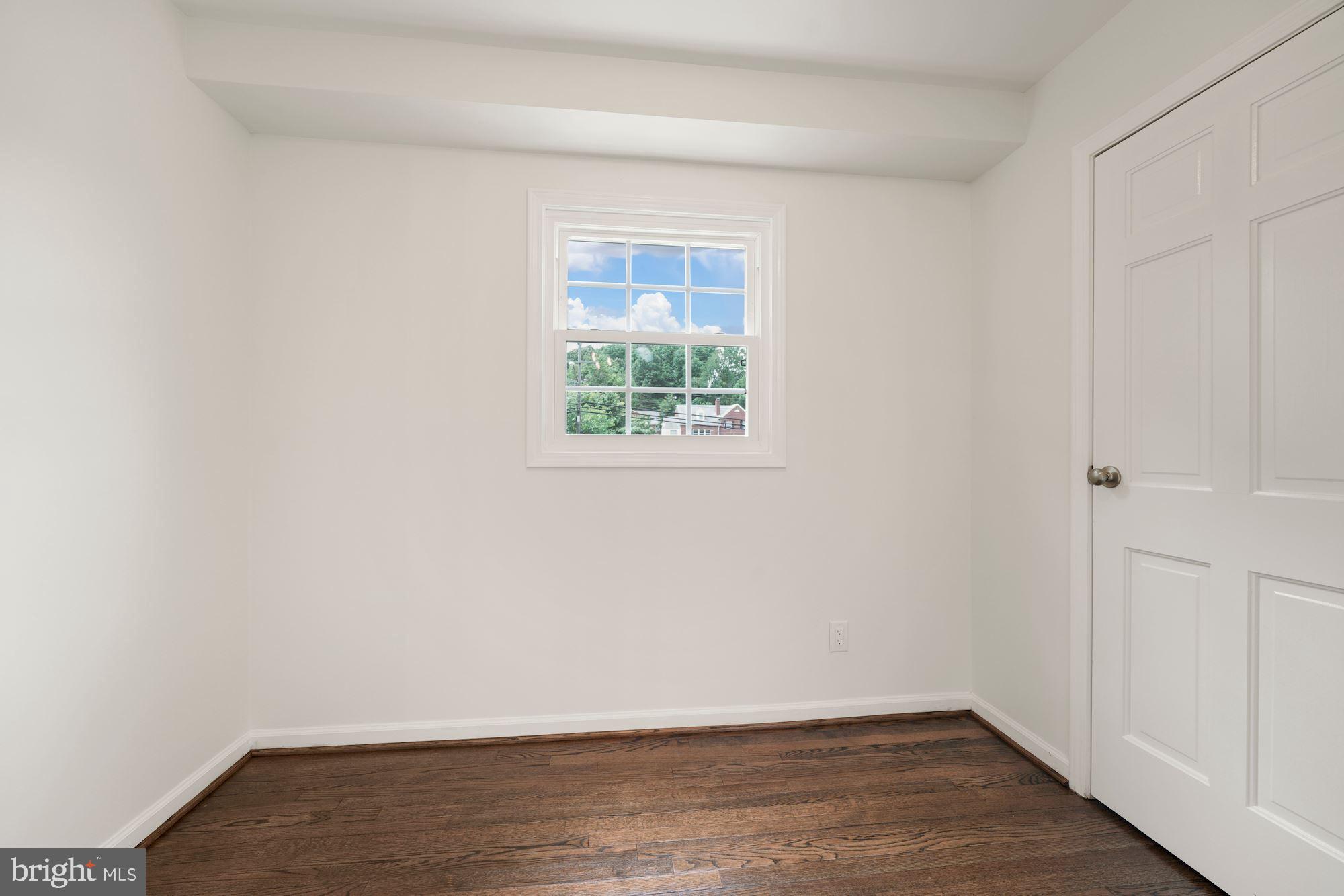 5947 Telegraph Road Alexandria, VA 22310 - Photo 33 of 57 Bonus Craft Rm/Home Office! (Upper Level)