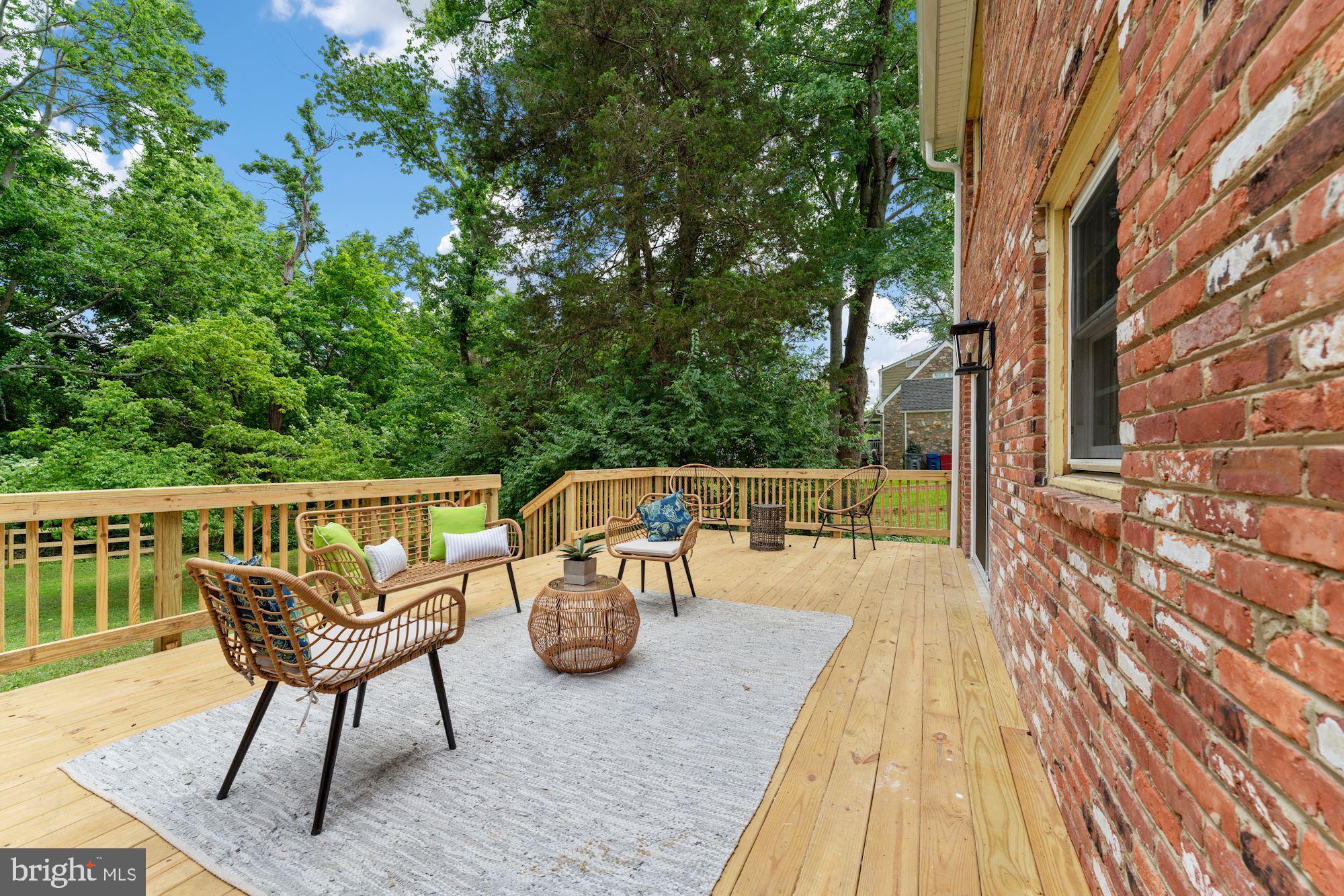 5947 Telegraph Road Alexandria, VA 22310 - Photo 52 of 57 LL Deck Off of Rec Room