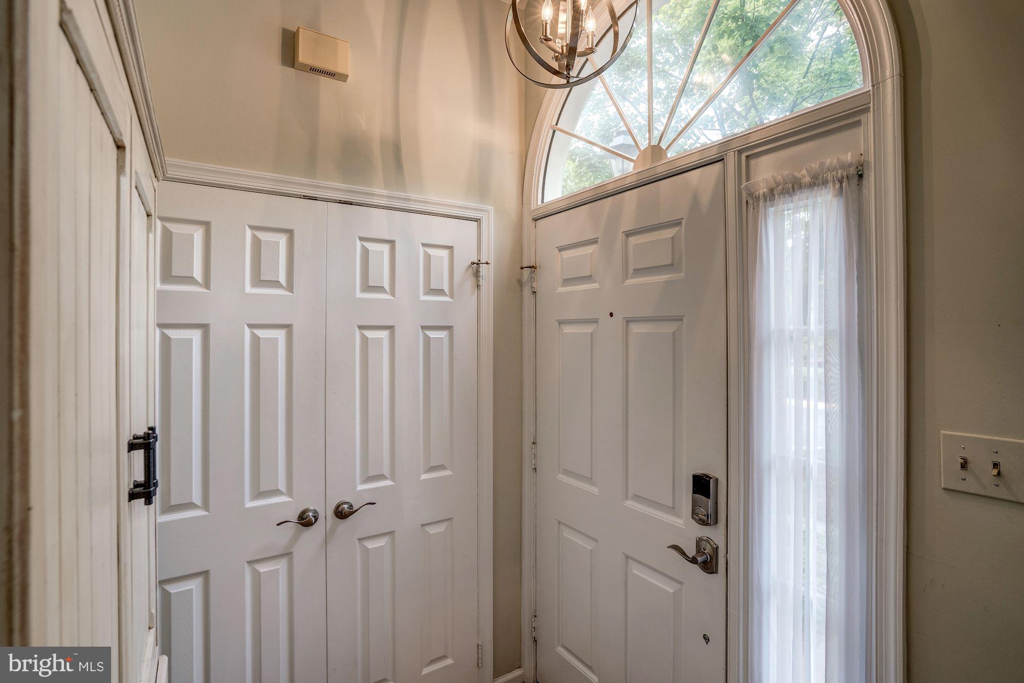 1473 Church Hill Place Reston, VA 20194 - Photo 4 of 46 FOYER WITH DOUBLE CLOSET