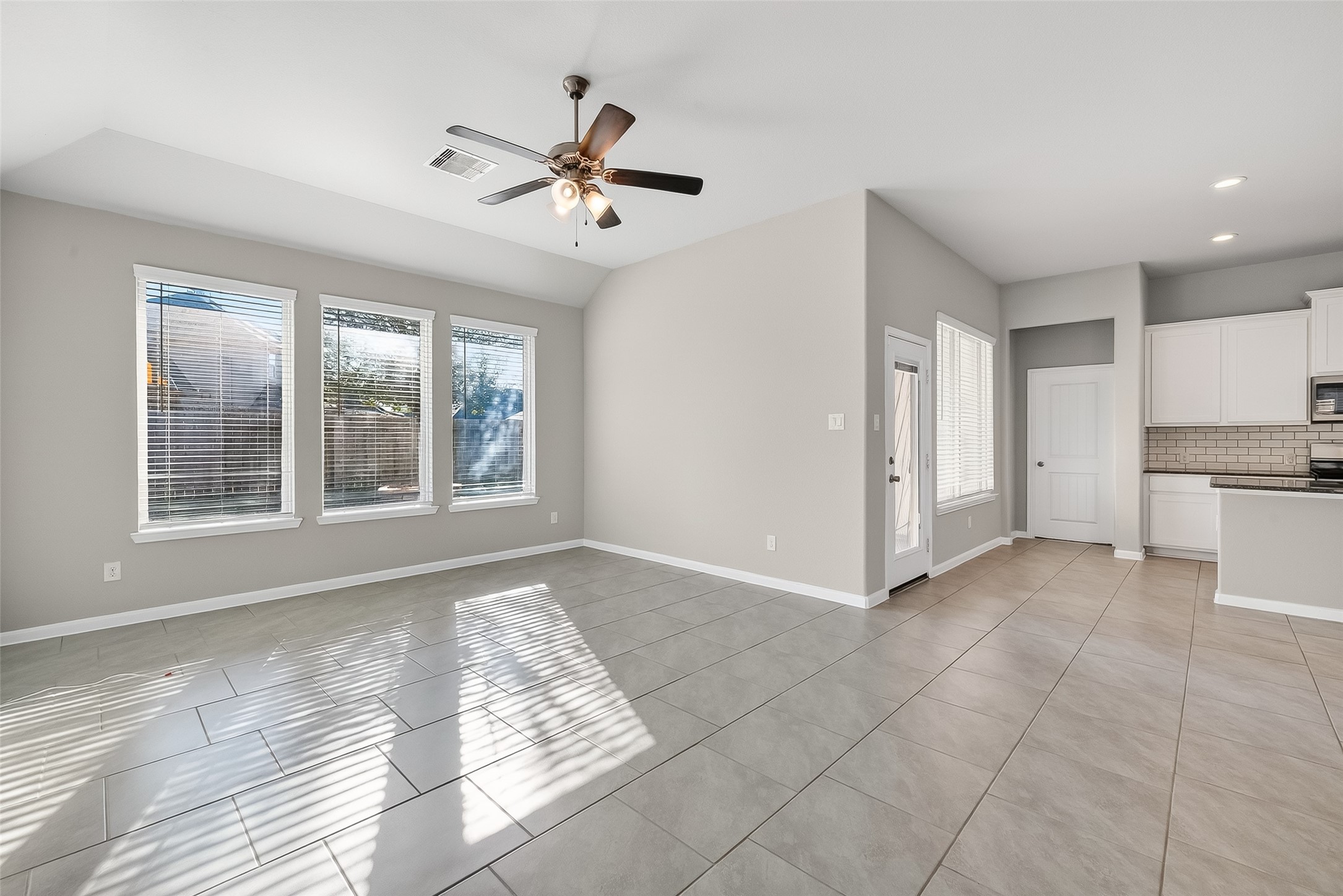 5810 Metaphor Way Rosenberg, TX 77469 - Photo 17 of 36