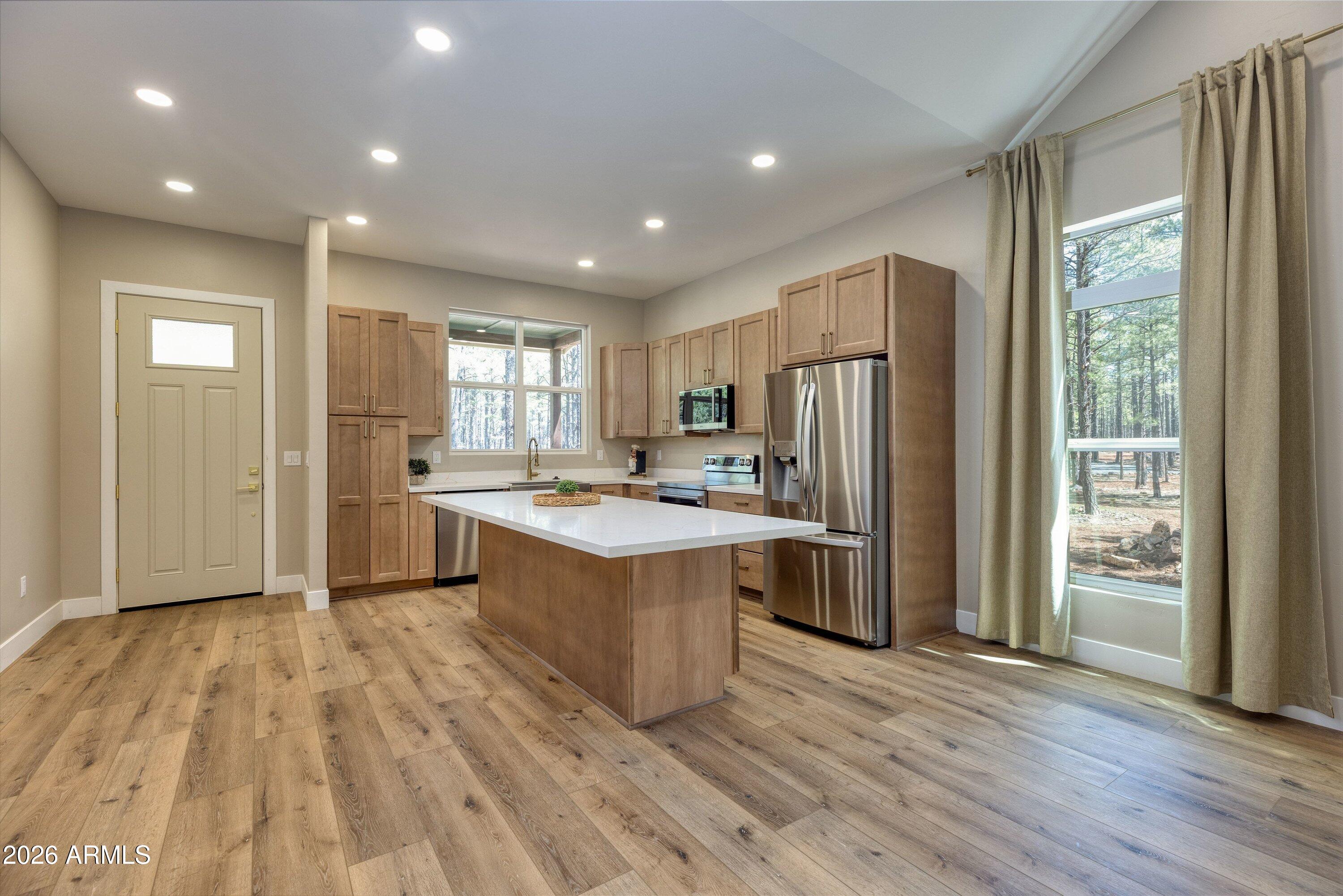 913 Birdsong Way Pinetop, AZ 85935 - Photo 8 of 34 913 Birdsong Way, Lakeside, AZ 85929