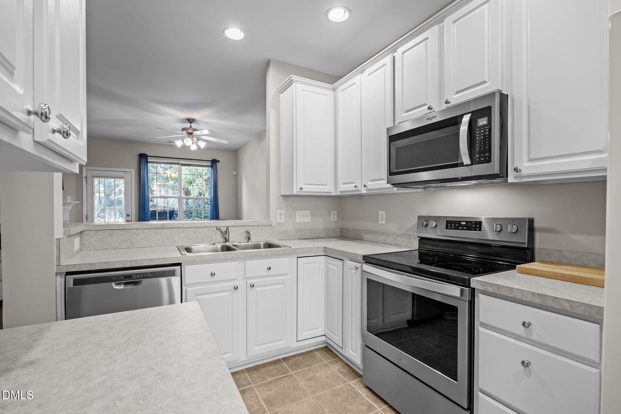 7704 Winners Edge Street Raleigh, NC 27617 - Photo 7 of 32 Raised Panel Cabinetry