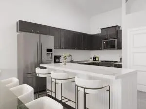 $484,900 | 1928 Ravenswood Lane, Manitowoc, WI 54220