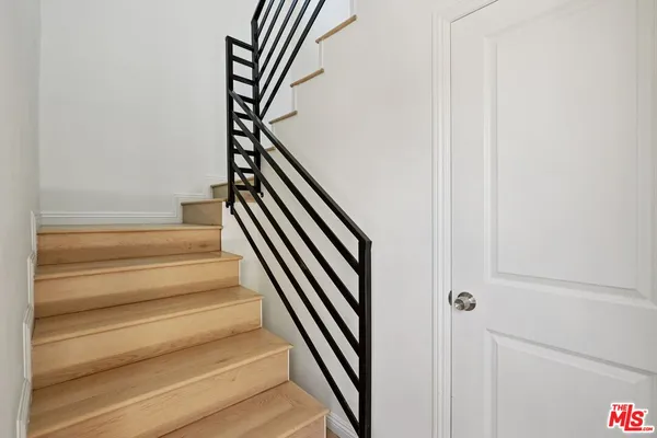 $999,000 | 1354 East 108th Street, Los Angeles, CA 90059