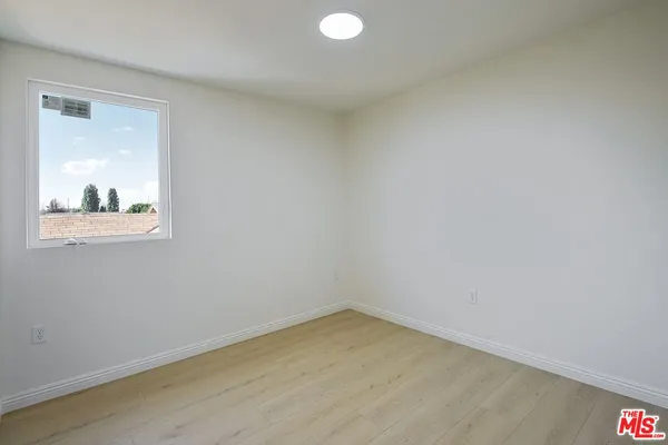 $999,000 | 1354 East 108th Street, Los Angeles, CA 90059