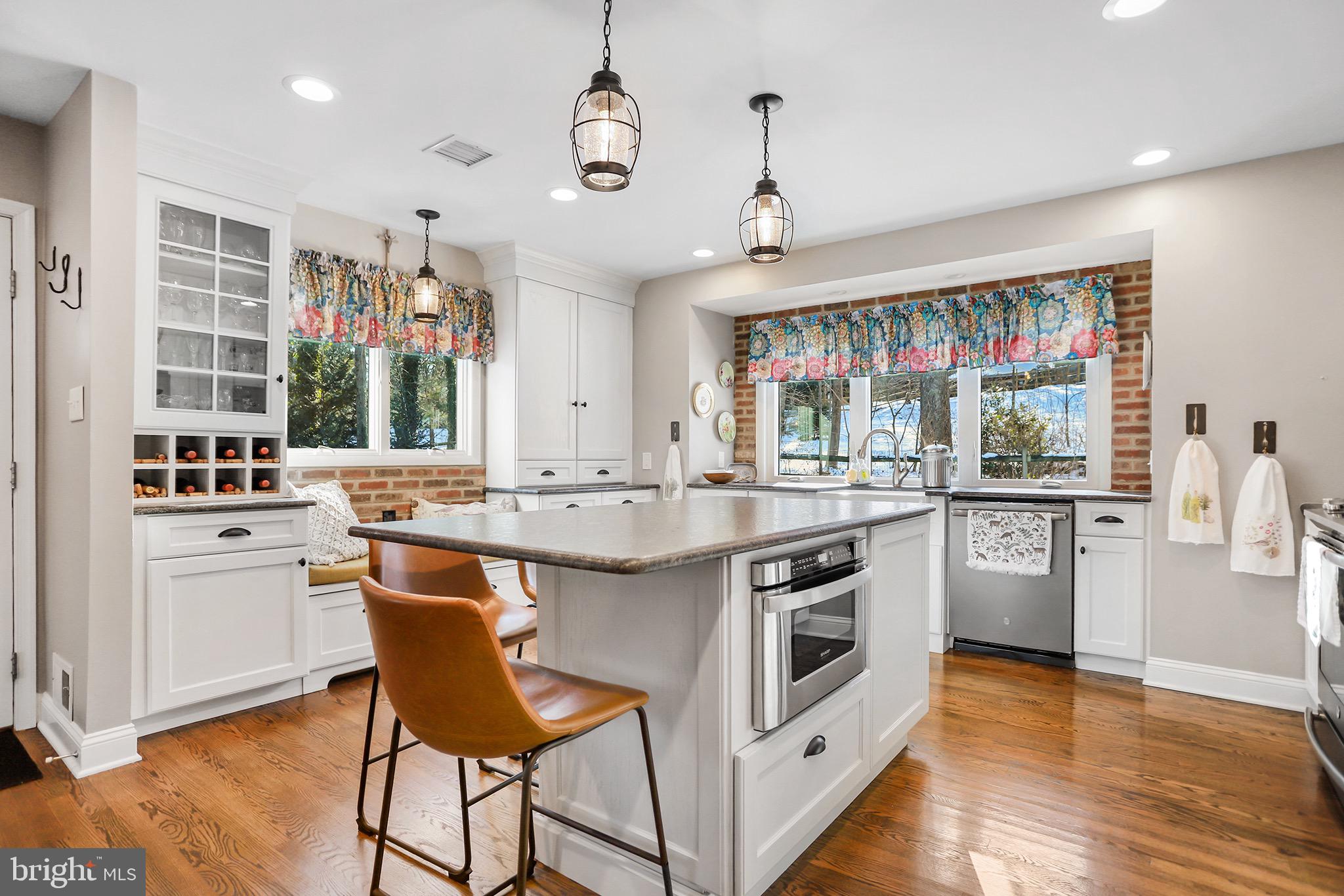 339 Plush Mill Road Wallingford, PA 19086 - Photo 5 of 34