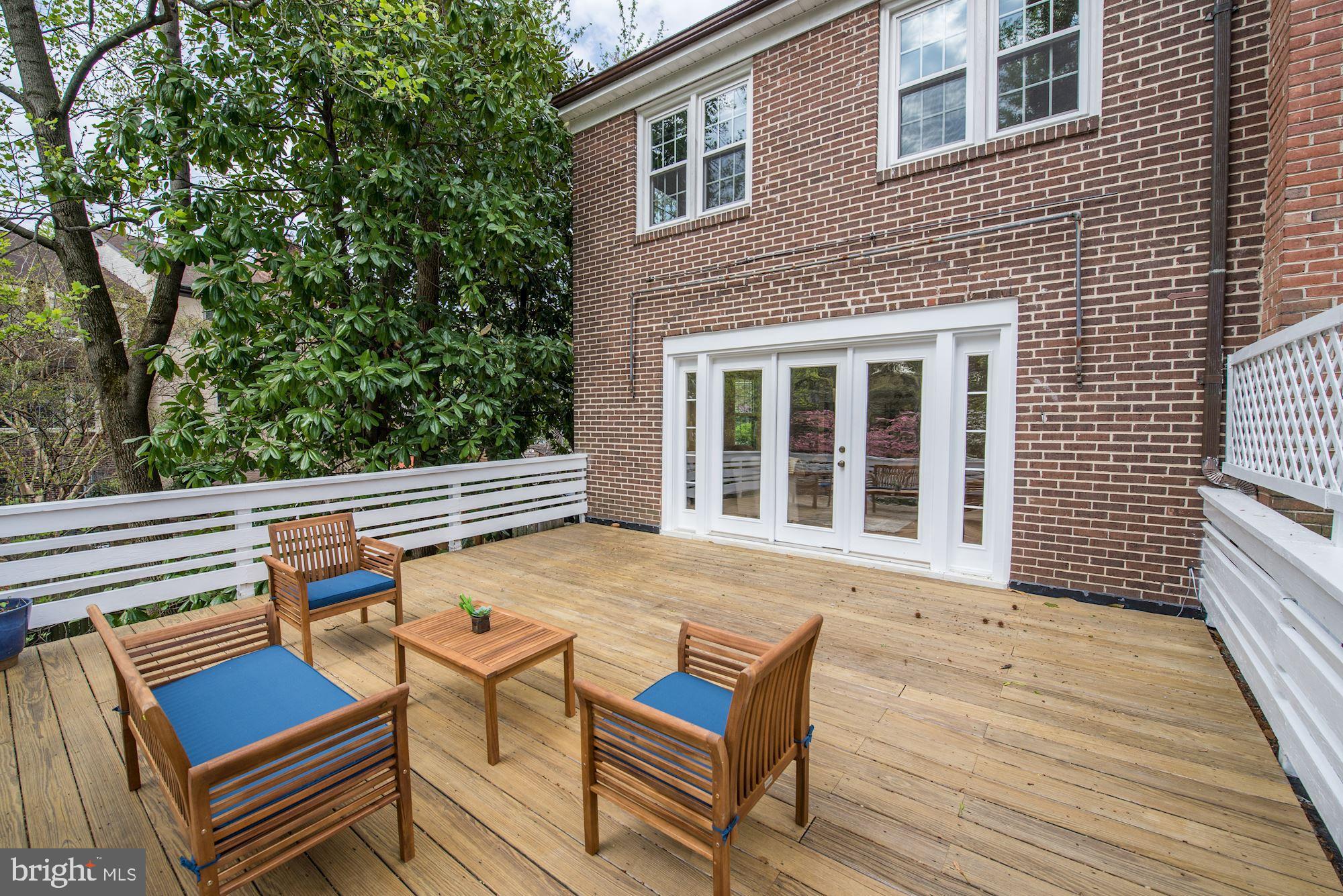 6317 Fort Hunt Road Alexandria, VA 22307 - Photo 14 of 41 Deck