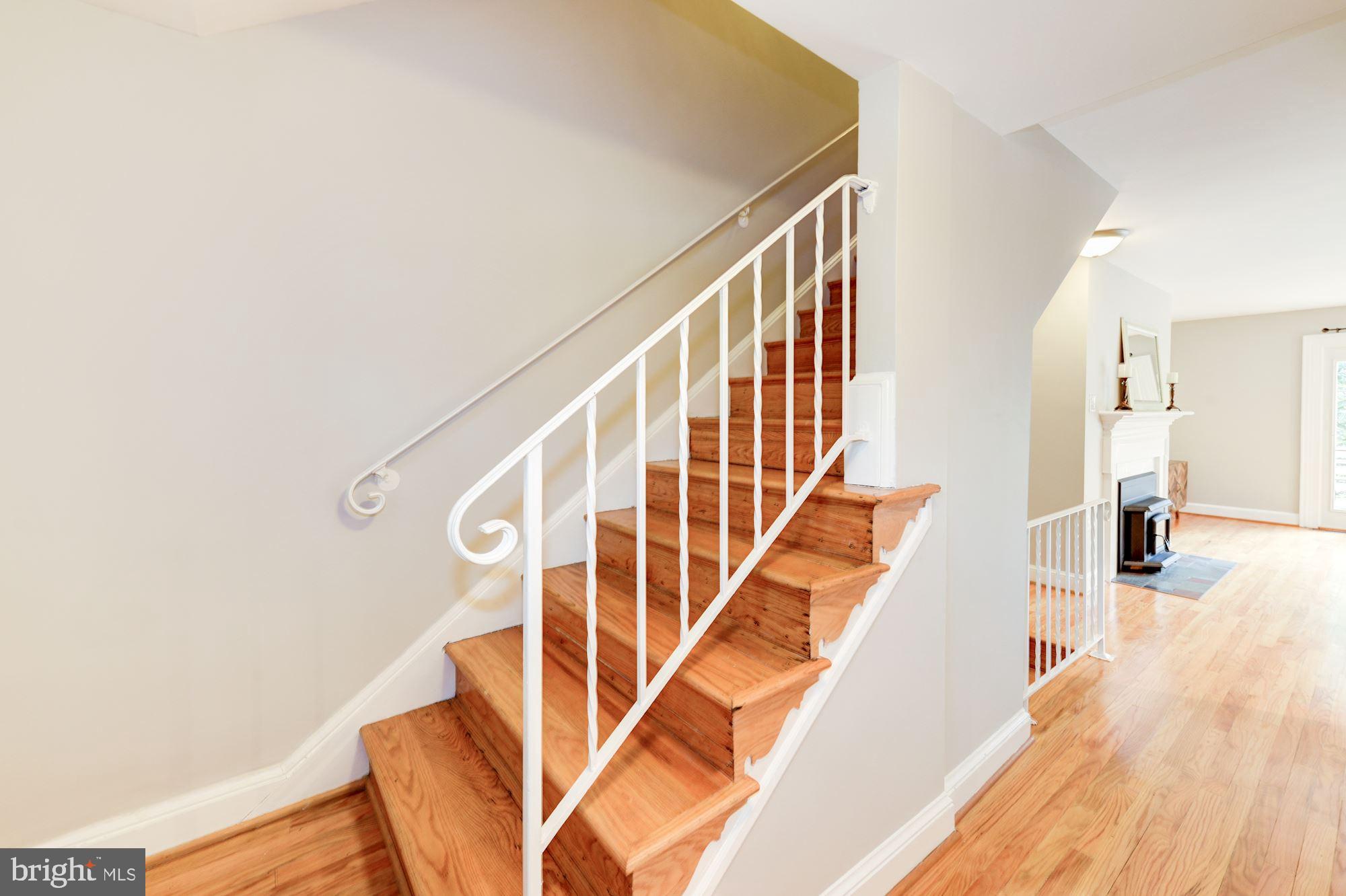 6317 Fort Hunt Road Alexandria, VA 22307 - Photo 4 of 41 Interior