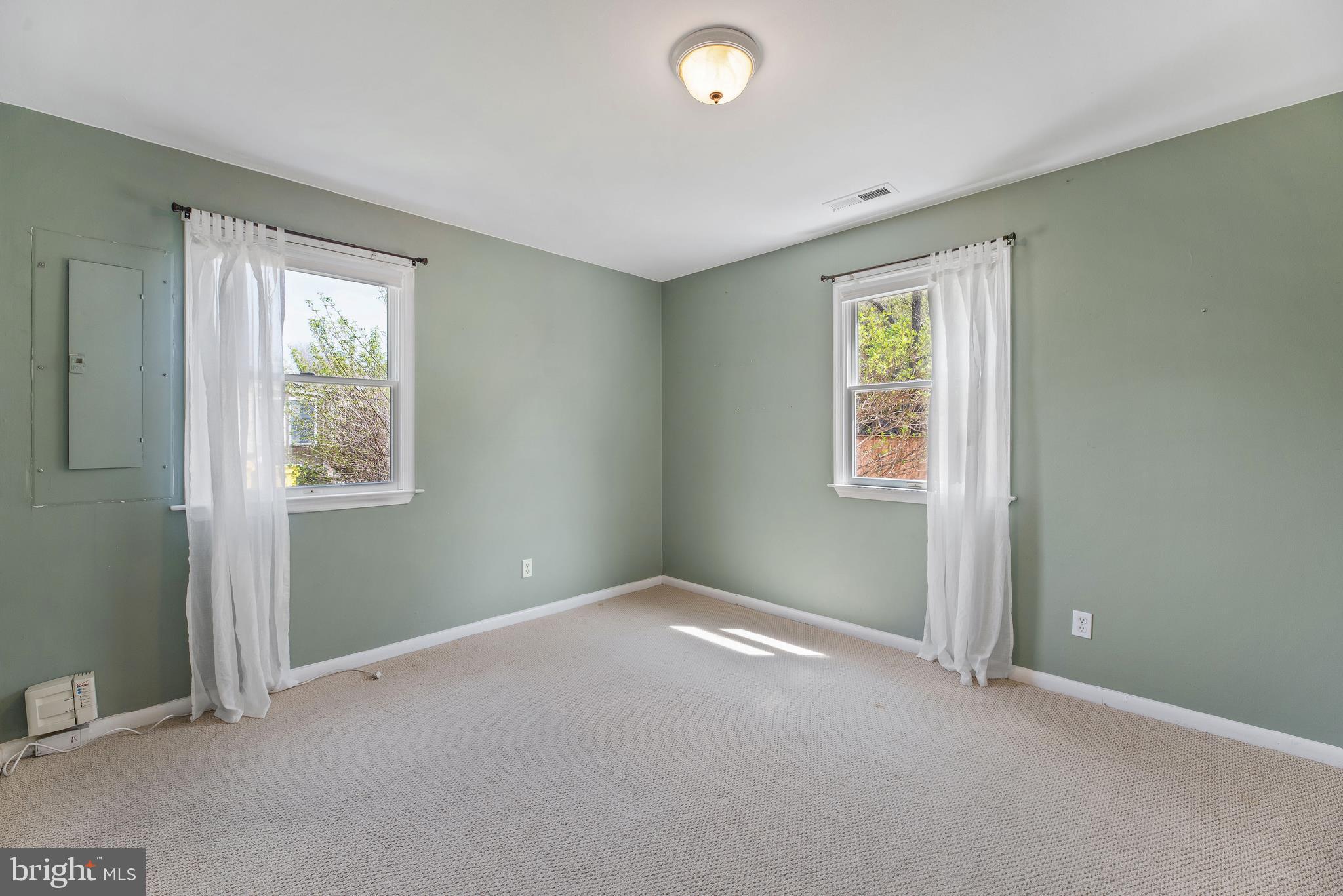 108 River Road Edgewater, MD 21037 - Photo 23 of 38 Bedroom 2